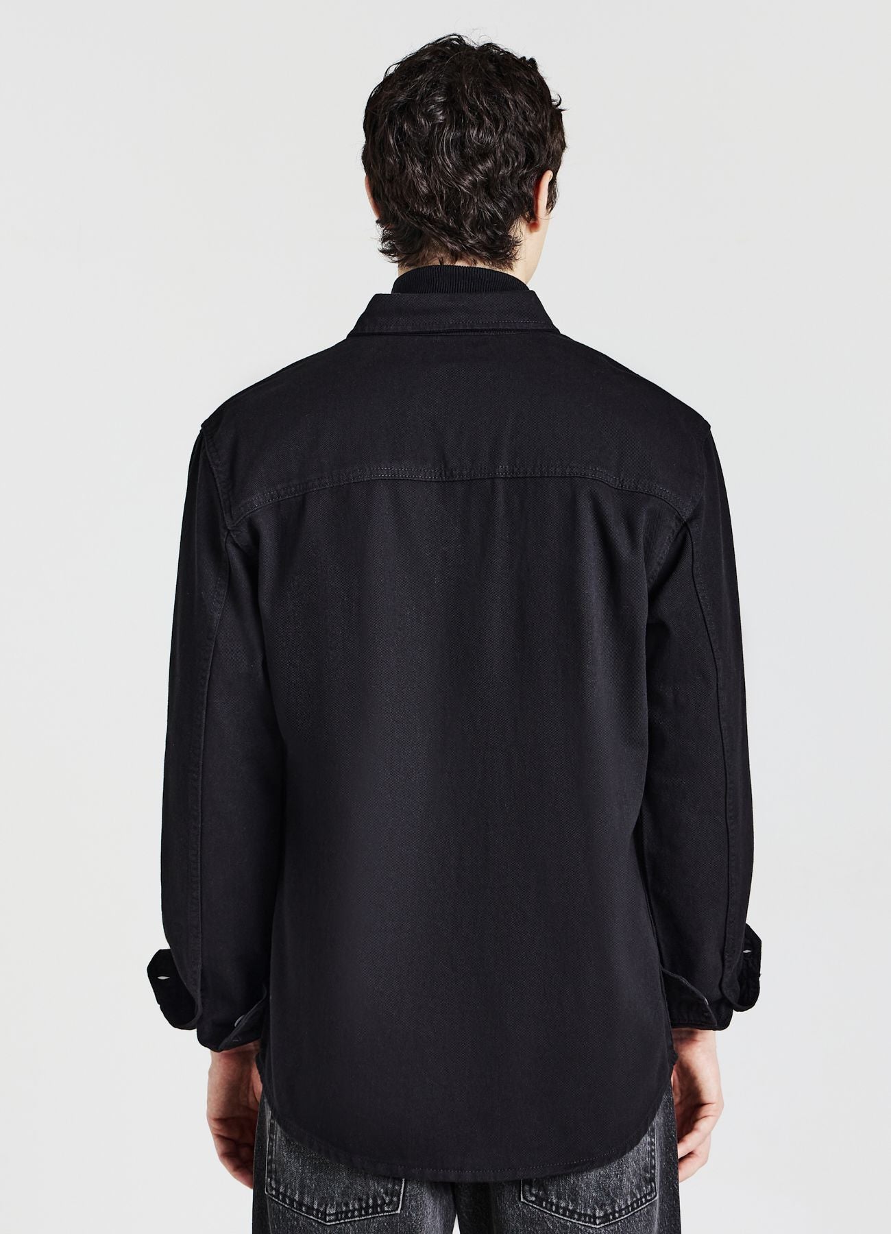 Camicia worker