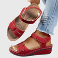 Hana | Sandali con Strappo e Calzata Larga