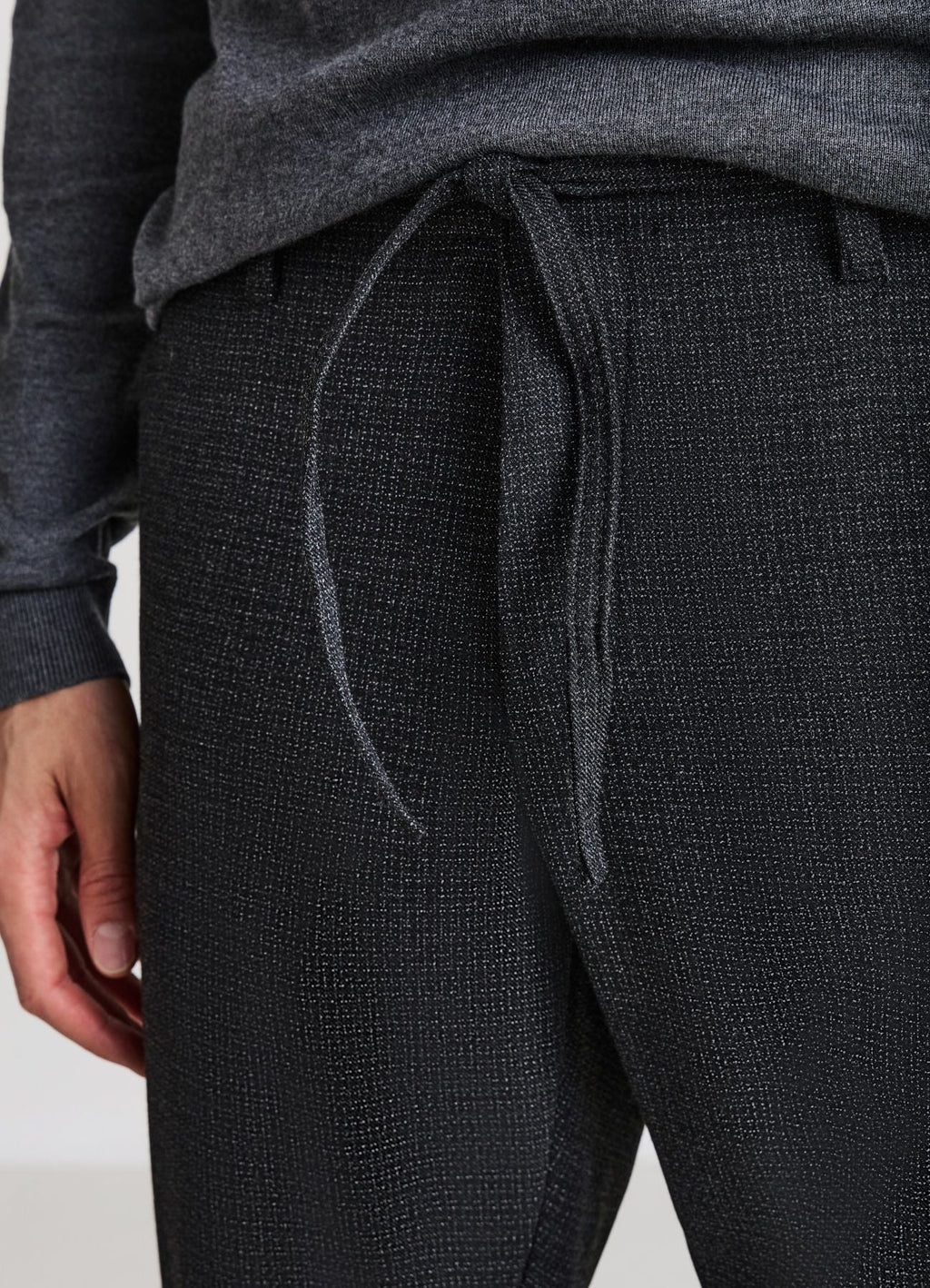Pantaloni lunghi con fusciacca