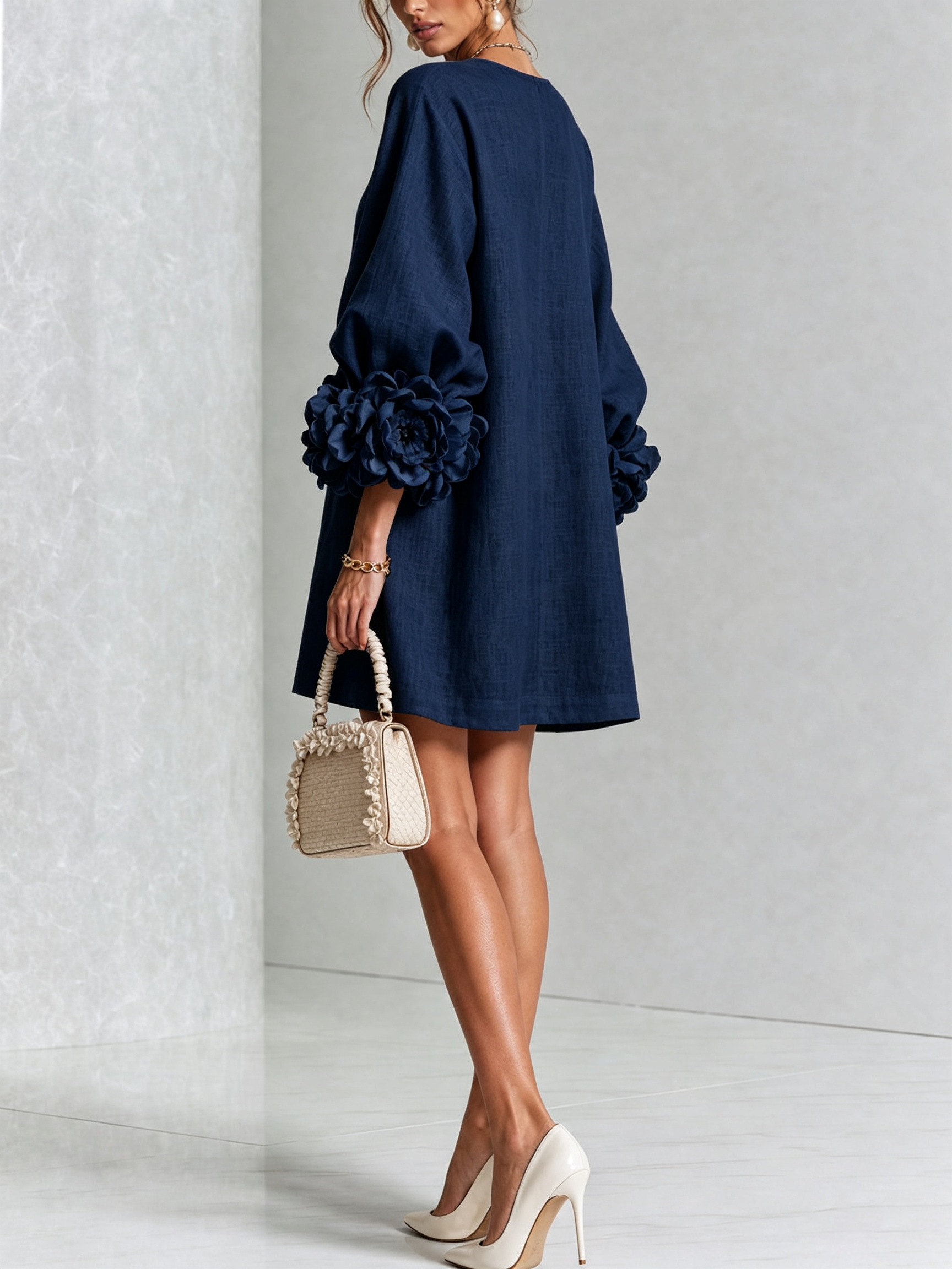 Marina | Abito Mini in Misto Lino con Polsini a Rosa, Blu Navy
