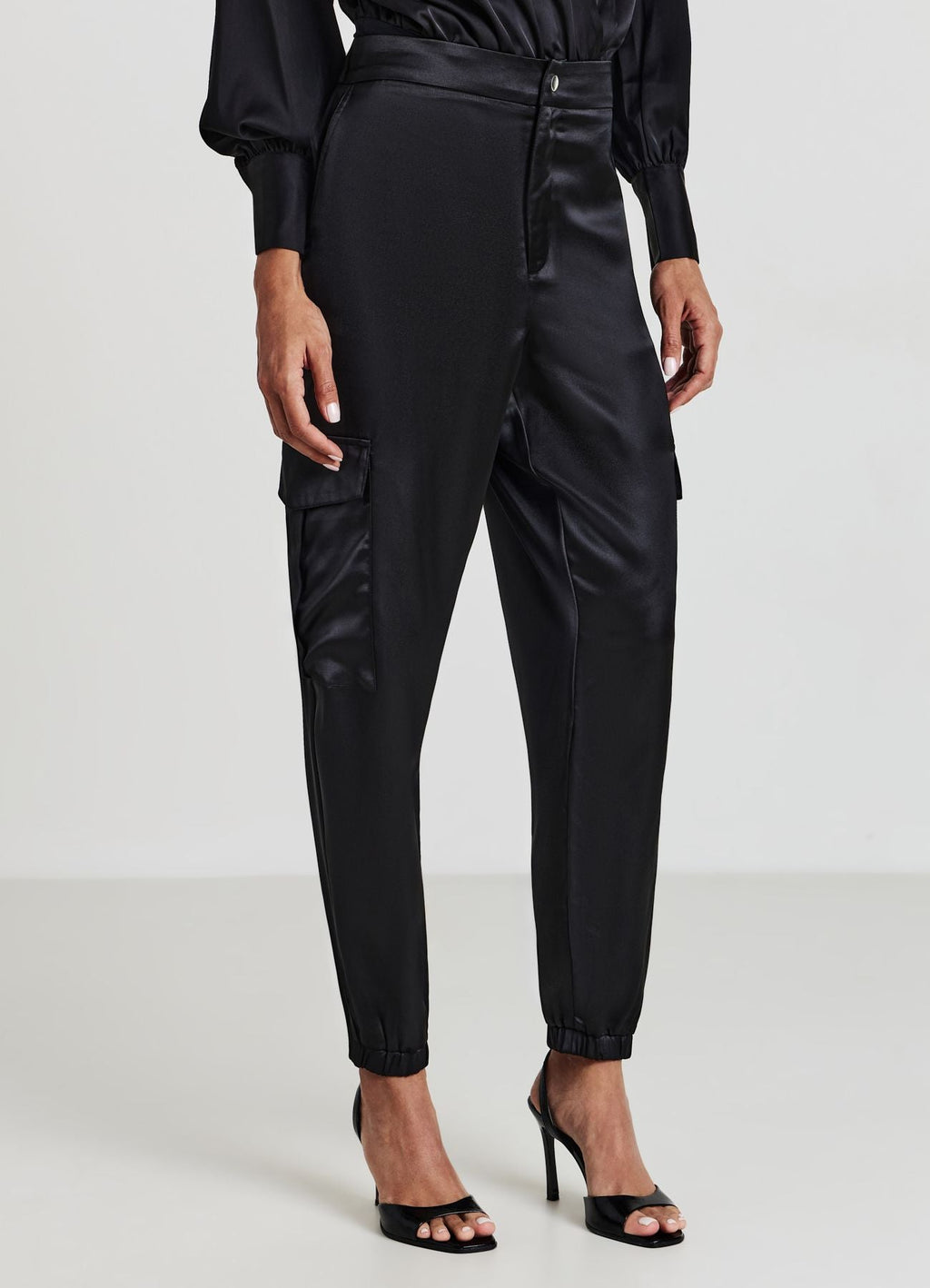 Pantaloni cargo similsatin