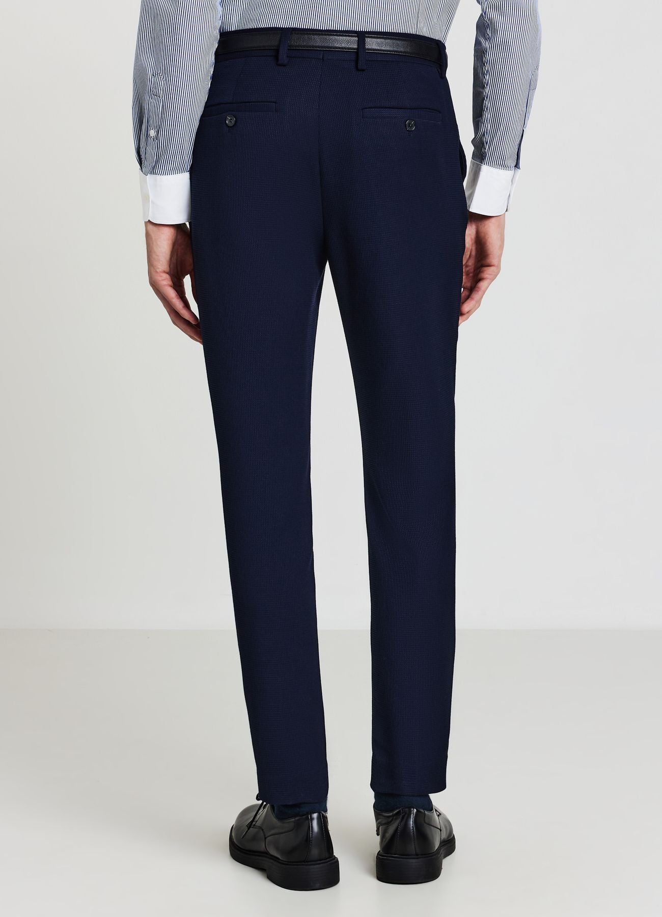 Pantaloni tessuto operato
